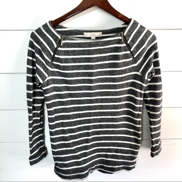 ANN TAYLOR LOFT Striped Light Weight Sweater - Picture 1 of 5